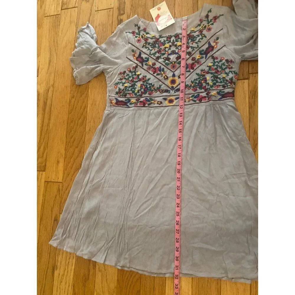 NWT Daizeolii women’s green short bell sleeve embroidered floral peasant dress M - Picture 5 of 7